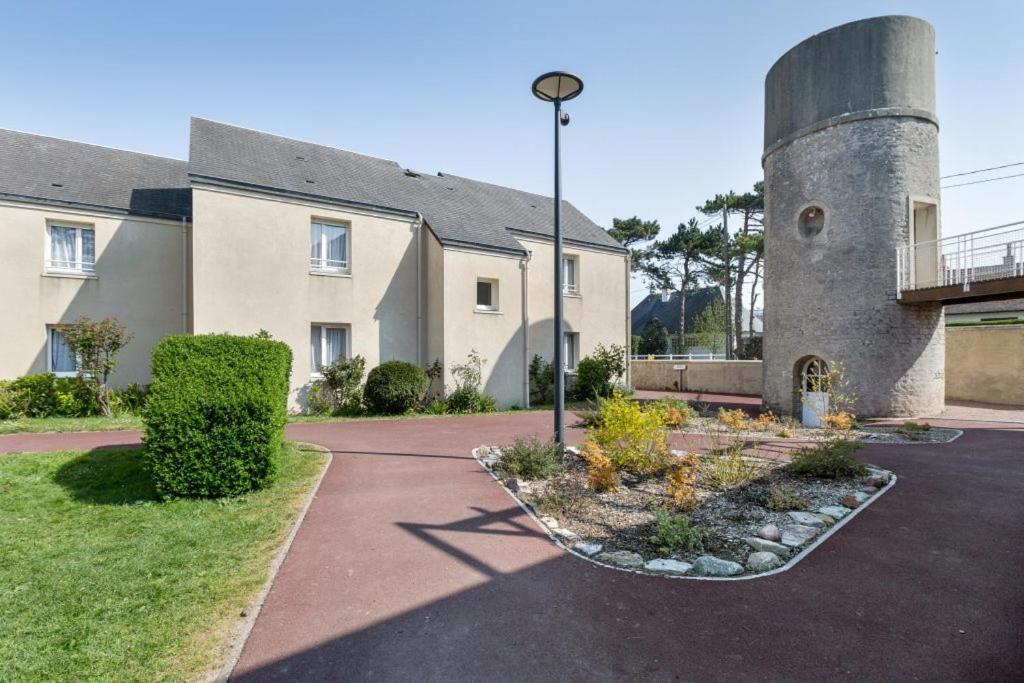 Les Tourelles Village De Vacances Asnelles Esterno foto