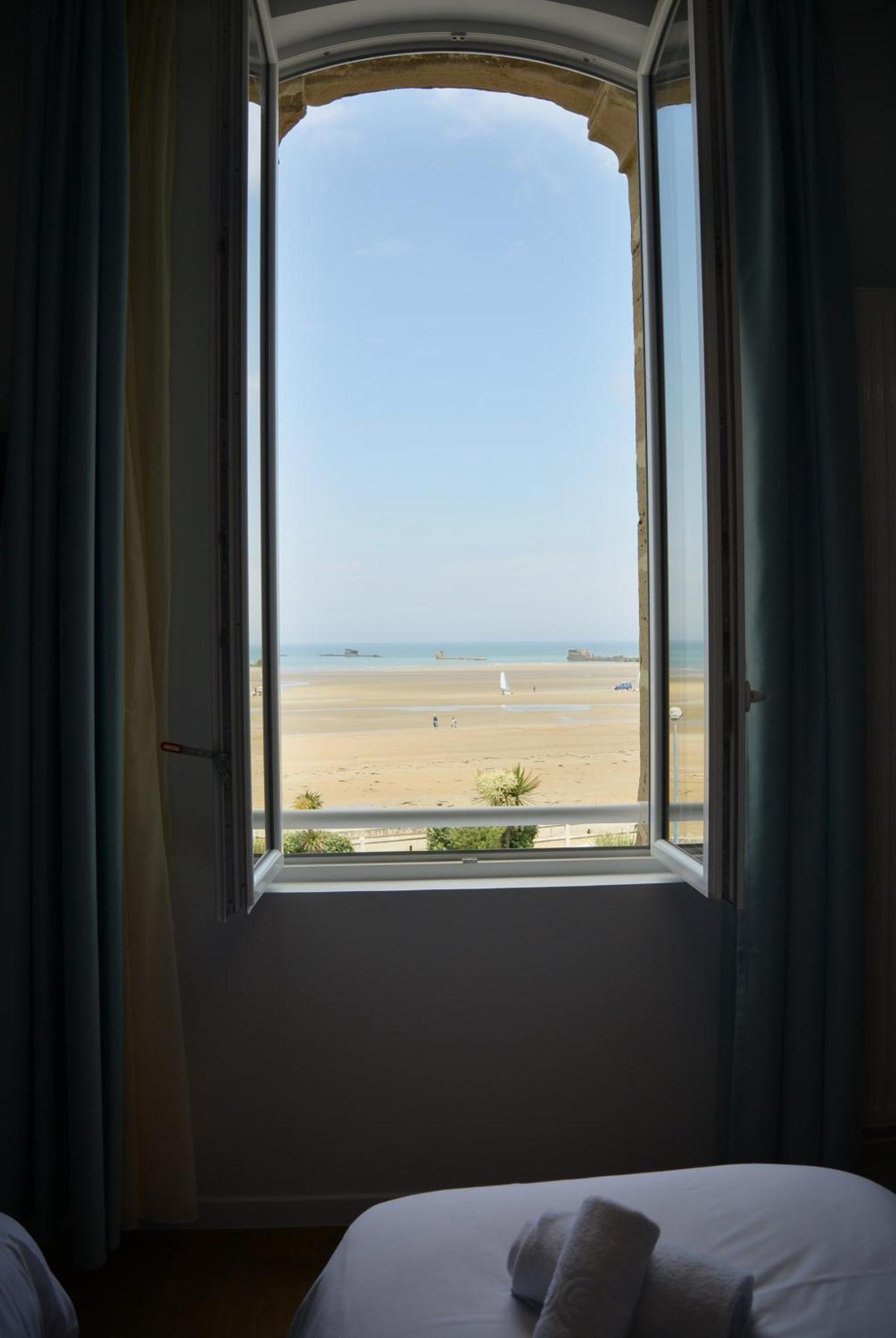 Les Tourelles Village De Vacances Asnelles Esterno foto